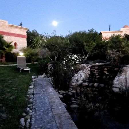 Douar Noujoum Panzió Szavíra Kültér fotó