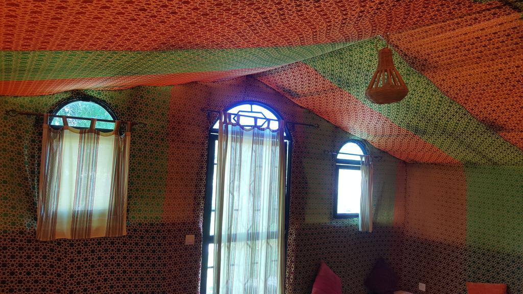 Douar Noujoum Panzió Szavíra Kültér fotó